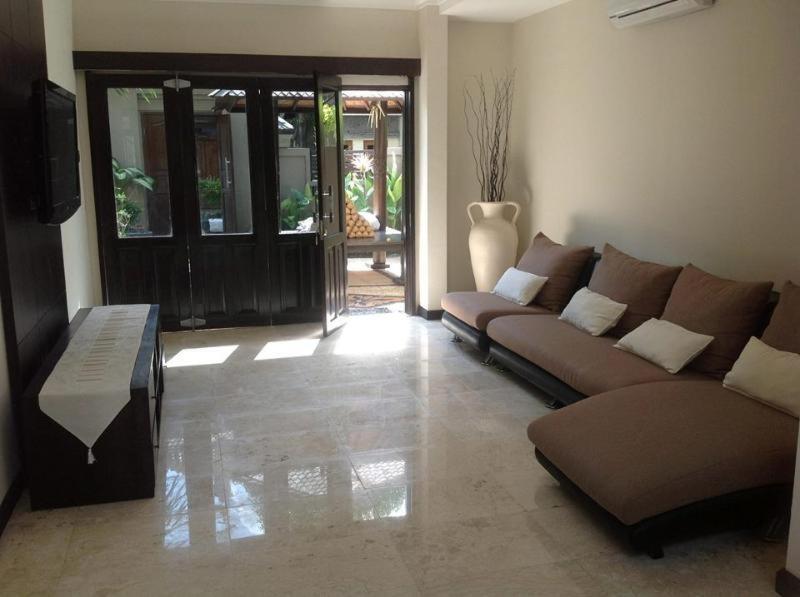 Villa Indah Kuta Royal - Private Pool - Optic Fiber High Speed Internet ภายนอก รูปภาพ